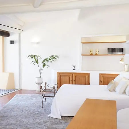 Exclusive Penthouse Yacuza